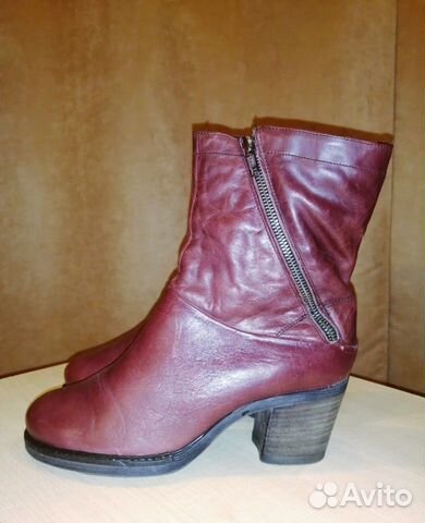 Сапоги женские р. 39 Сапоги женские р. 39