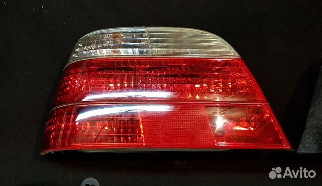 Фонари задние BMW E38 с белым поворотником