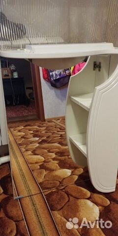 Шкафчик и раковина