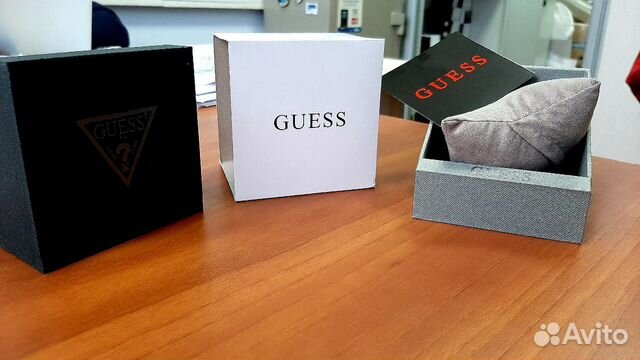 Коробка для часов Guess