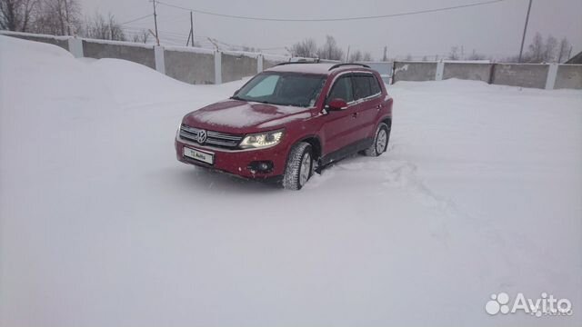 Volkswagen Tiguan 2.0 AT, 2012, 125 000 км