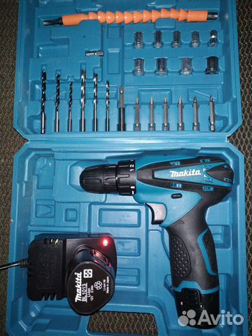 Шуруповёрт makita 12 вольт с насадками