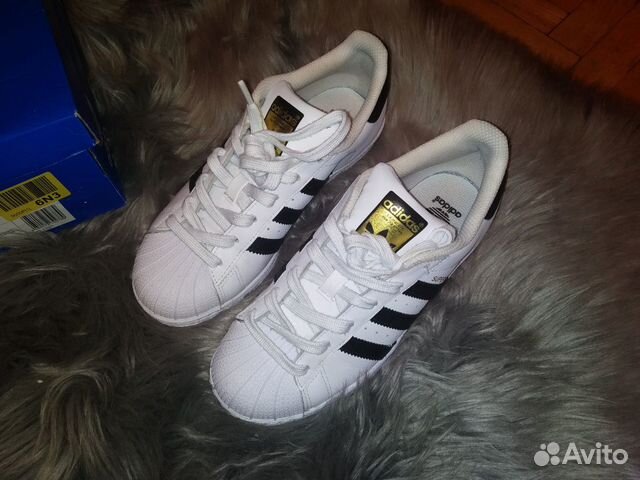 Кроссовки Adidas Кроссовки Adidas