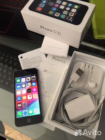 iPhone 5s 16GB Space Gray полный комплект