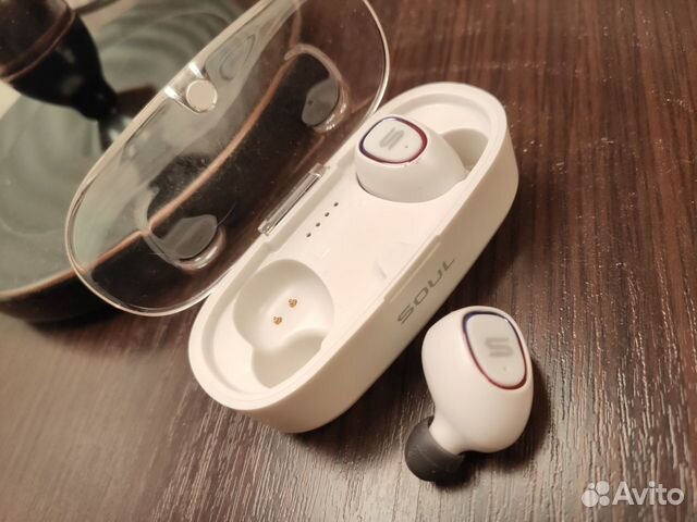 Наушники Soul Aura беспроводные Bluetooth белые Наушники Soul Aura беспроводные Bluetooth белые