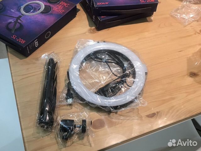 Led лампа кольцевая 20 см + штатив Led лампа кольцевая 20 см + штатив