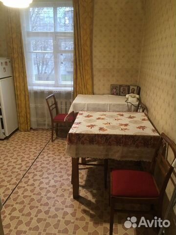2-к квартира, 58 м², 1/4 эт.