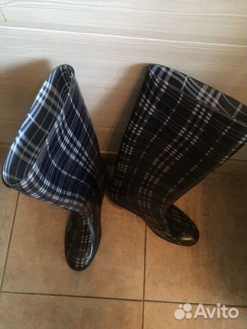 Резиновые сапоги