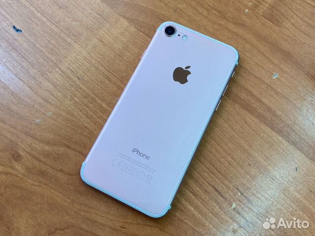 iPhone 7 в хорошо состояние iPhone 7 в хорошо состояние