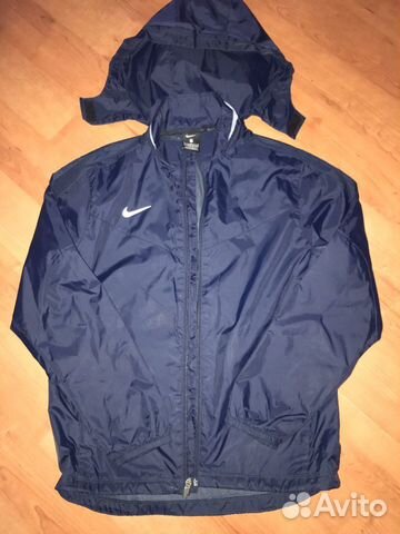 Ветровка Nike для мальчика Ветровка Nike для мальчика