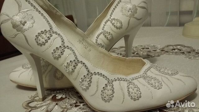 Продам туфли свадебные, размер 39-40
