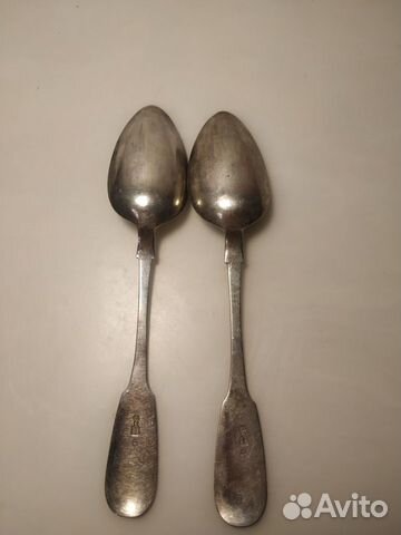 Столовые ложки из одного набора серебро 84