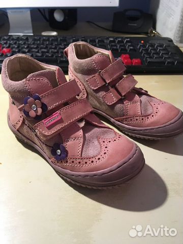 Ботинки весна Petit Shoes Ботинки весна Petit Shoes