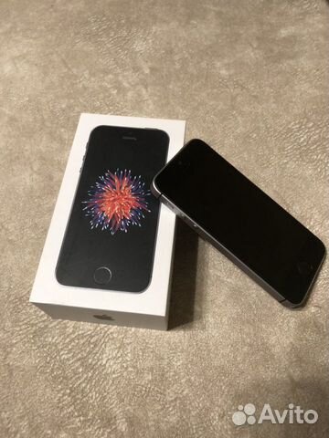 Телефон iPhone SE 32 Гб Телефон iPhone SE 32 Гб