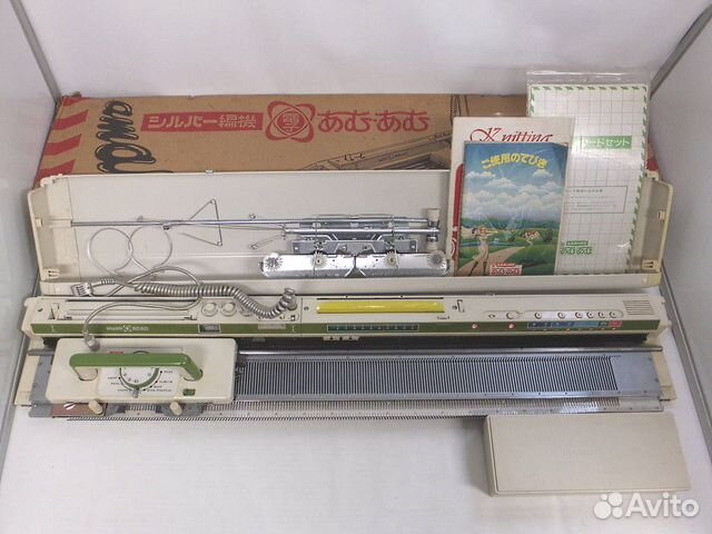 Электронная вязальная машинка Сильвер Рид SK-500 Электронная вязальная машинка Сильвер Рид SK-500