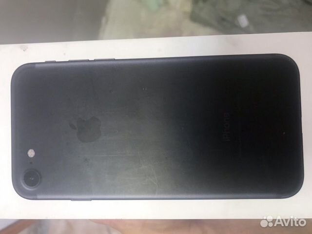 Телефон iPhone 7 32 Телефон iPhone 7 32