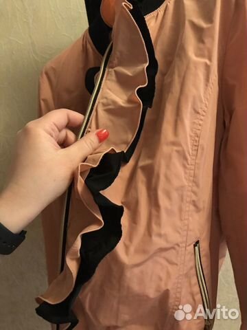 Ветровка Love moschino оригинал Ветровка Love moschino оригинал