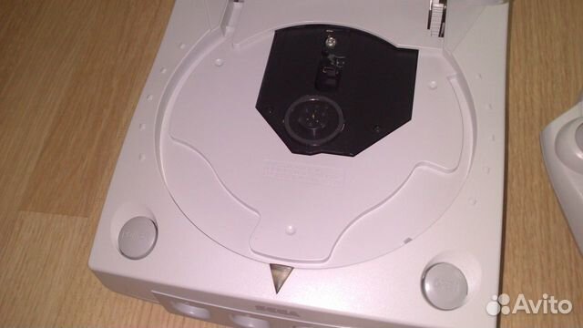 Sega Dreamcast + 2 хитовые Игры - Полные комплекты