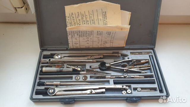 Готовальня набор чертежный СССР Готовальня набор чертежный СССР