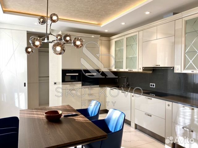 4-к квартира, 150 м², 12/18 эт. 4-к квартира, 150 м², 12/18 эт.
