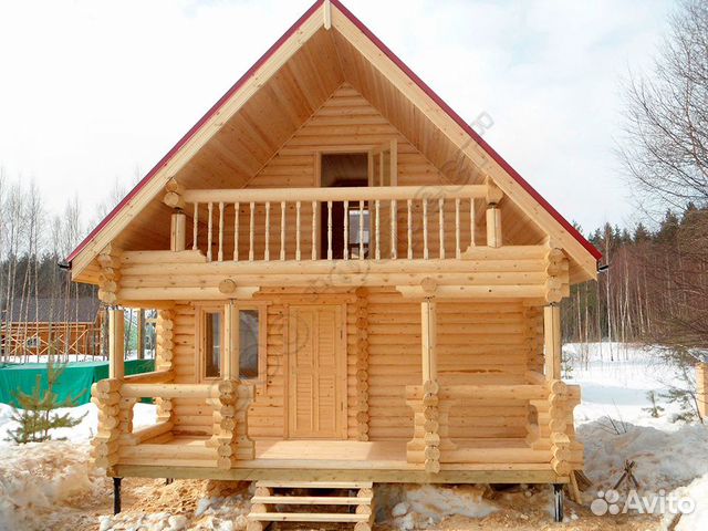 Сруб бани 6х6 м. из бревна с мансардой и верандой