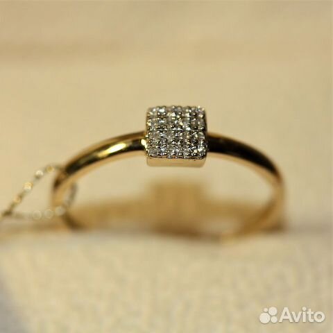Золотое кольцо с бриллиантами