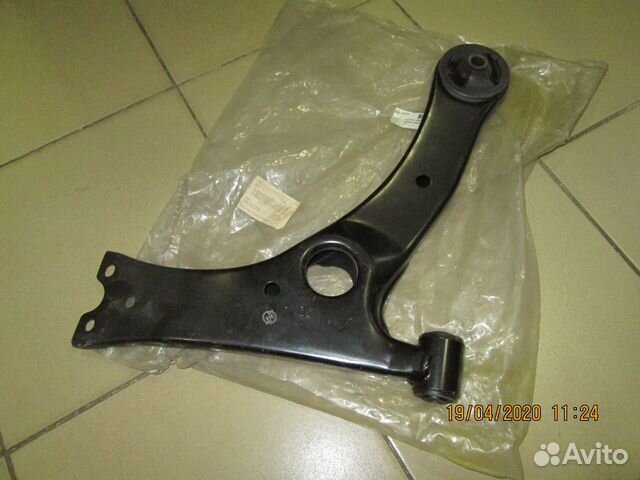 Рычаг подвески toyota Corolla 02-06 пер.нижн. прав Рычаг подвески toyota Corolla 02-06 пер.нижн. прав