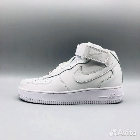 Кроссовки Nike