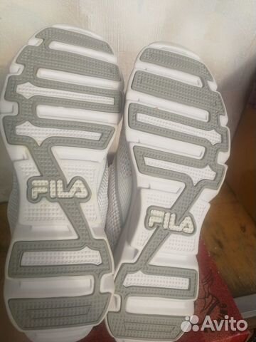 Кроссовки fila Новые Оригинал р. 40