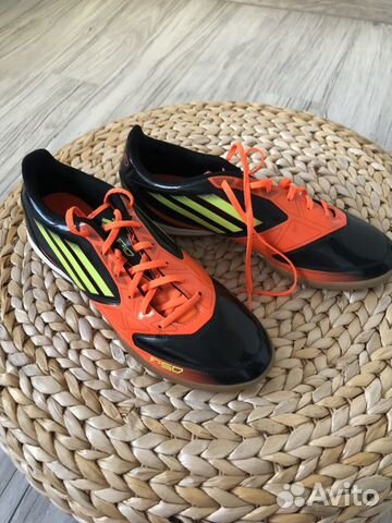 Футзалки новые adidas Футзалки новые adidas