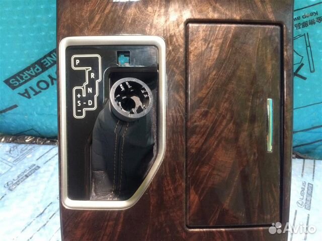 Консоль toyota Camry V50 2011)