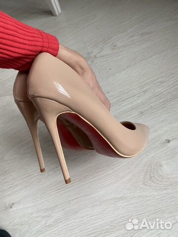 Туфли-лодочки Christian Louboutin Туфли-лодочки Christian Louboutin