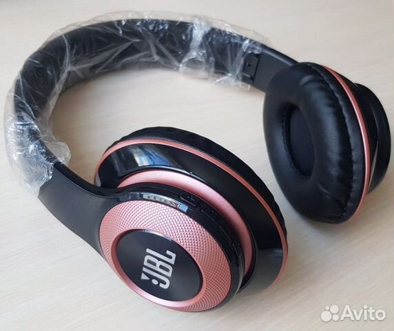 JBL Беспроводные блютуз наушники накладные JBL Беспроводные блютуз наушники накладные