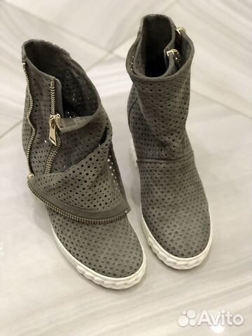 Кроссовки -Ботинки Casadei 37.5 оригинал