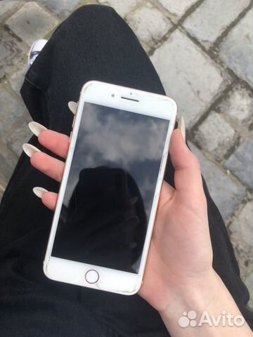Apple iPhone 8 Plus 64 гб (защитное стекло старое) Apple iPhone 8 Plus 64 гб (защитное стекло старое)