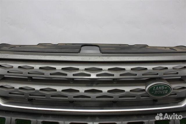 Решетка радиатора Freelander 2 (черная) Решетка радиатора Freelander 2 (черная)