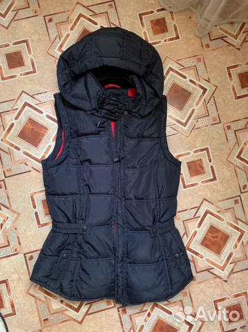 Синий утепленный стеганый жилет ostin Синий утепленный стеганый жилет ostin