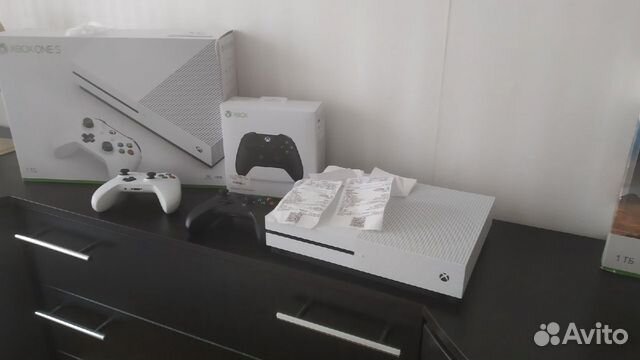 Xbox ONE S 1тб Xbox ONE S 1тб