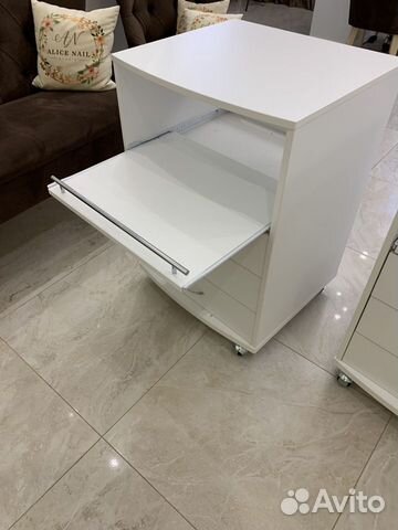 Педикюрные тумбы Италика Педикюрные тумбы Италика