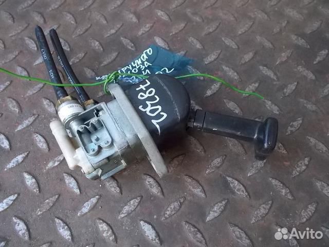 Кран ручного тормоза ман тга (MAN TGA) 81523156156 Кран ручного тормоза ман тга (MAN TGA) 81523156156