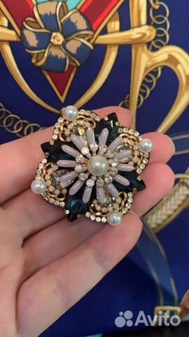 Брошь Брошь