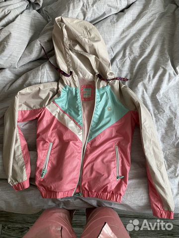 Куртка ветровка
