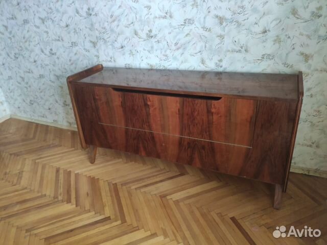 Продам мебель (трюмо, комод и буфет)