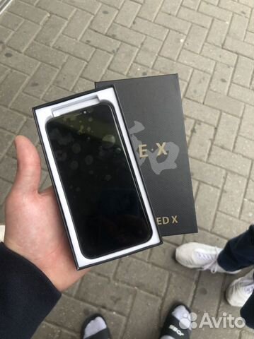Экран iPhone X