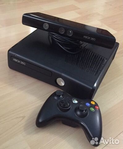 Xbox360 4gb + 16 игр (4 для kinect)