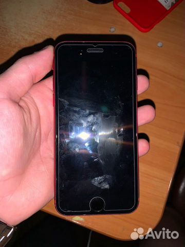 Телефон iPhone 8 red 256 гб