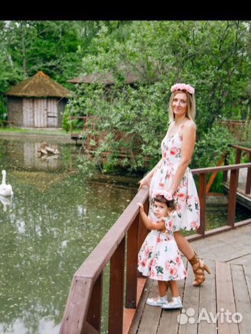 Платья family look для мамы и дочки комплект