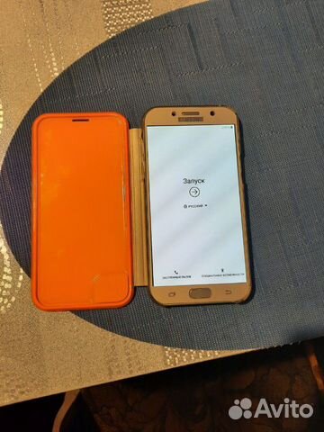 Телефон Samsung A7 (2017) Телефон Samsung A7 (2017)