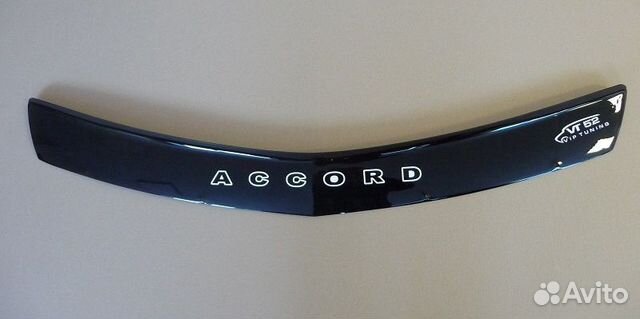 Спойлер капота (мухобойка) на Honda Accord 8