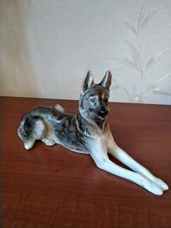 Фигурка собаки